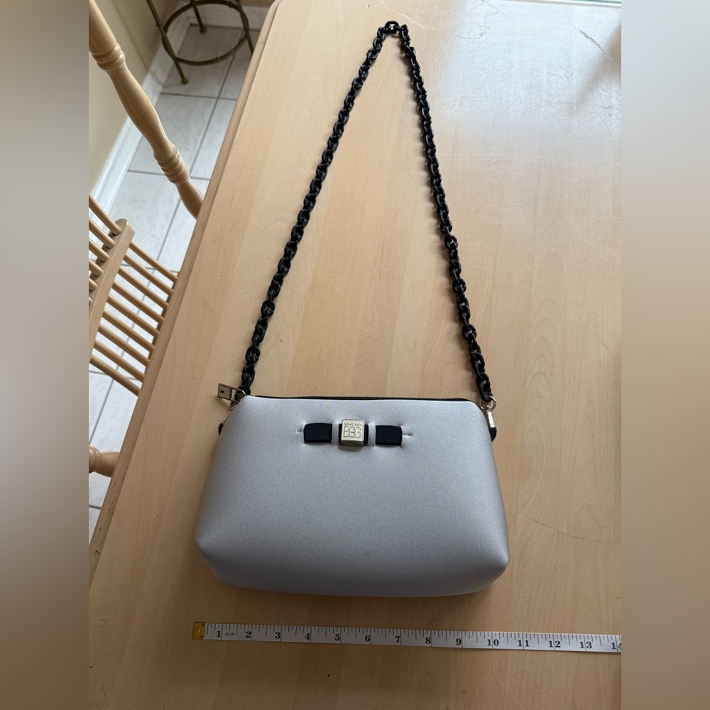 Stylish Silver and Black Crossbody Bag with Chain Strap